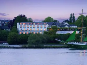 Hotel Louis C. Jacob