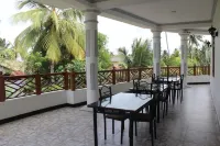 Privet Villa Lion Place in Waligama Has 10 Beds Rooms with One Family Rooms