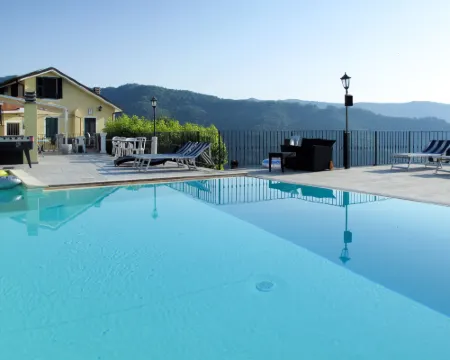 San Giuseppe (Vlo210) Hotels in Prela