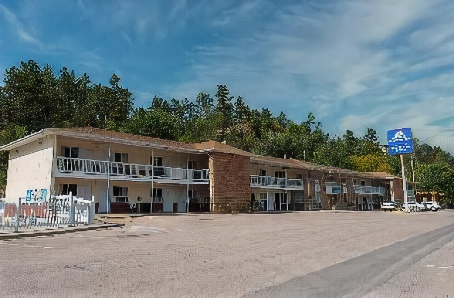 Americas Best Value Inn by The River Hot Springs