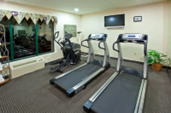 Holiday Inn Express & Suites MURRAY by IHG