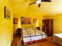 Il Rifugio + la Loggia (Cad102)