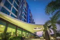 Alvarez Hotel - Bintang 4