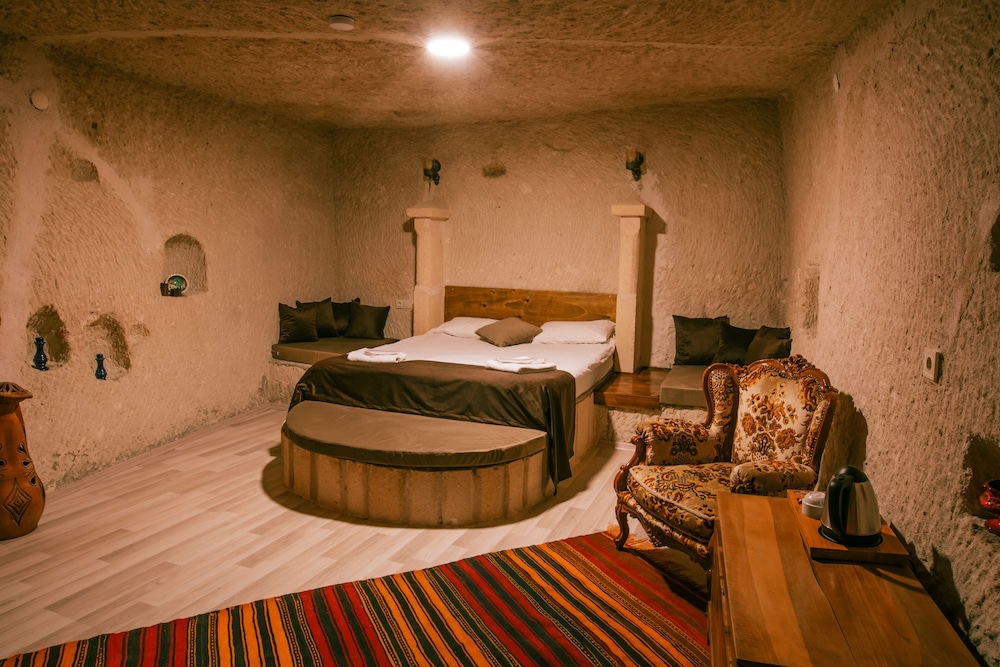 Mia Cappadocia Cave Hotel