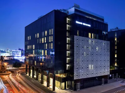 Grand Mercure Dubai City Hotel dekat Al Ramad General Trading LLC