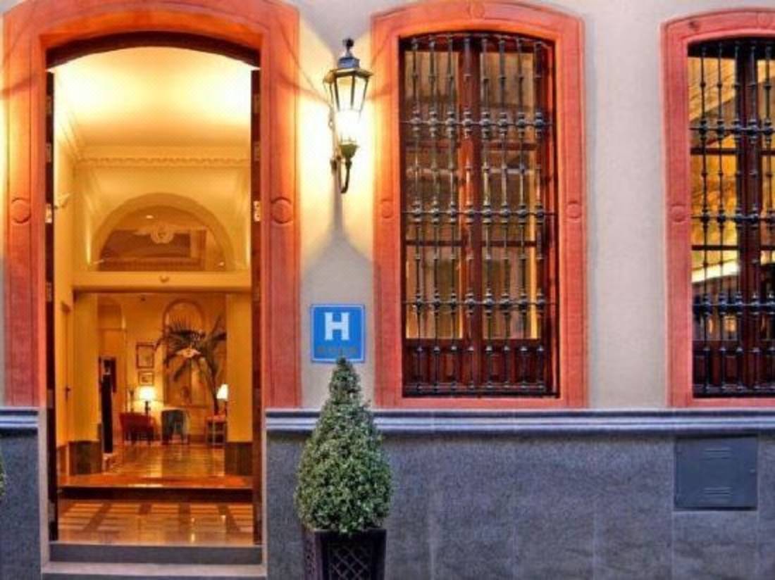 Casa Romana Hotel Boutique-Seville Updated 2022 Room Price-Reviews & Deals  | Trip.com