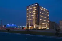 Hilton Garden Inn Al Khobar Hotels near Thuqbha Park