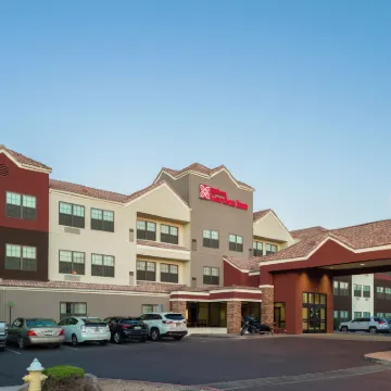 鳳凰城機場希爾頓花園旅館 鄰近南部山區的酒店