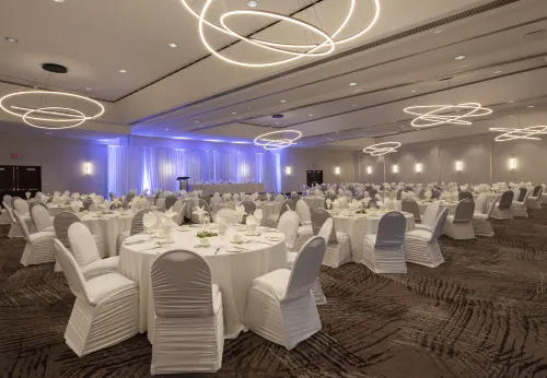 Hilton Vancouver Metrotown Hotels in Burnaby