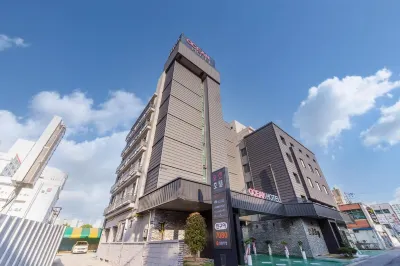 Gwangju Yongbong-Dong Yaja Gwangju Yongbong Branch Các khách sạn gần Jungoe Park