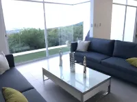 Luxury House with All the Amenities. Gym Seg. Aa/Cal Pool Tv Wifi