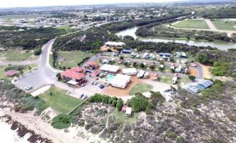 Seaspray Beach Holiday Park
