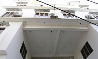 Tripli Hotels Shiv Villas