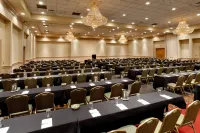 Holiday Inn Harrisburg (Hershey Area) I-81 by IHG
