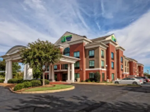 ฮอลิเดย์ อินน์ เอ็กซ์เพรส โรงแรม & สวีทส์ เมมฟิส เซาธ์วินด์ บาย IHG โรงแรมในเมมฟิส