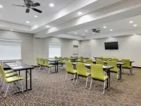 Holiday Inn Express & Suites CLEBURNE by IHG Hotels in Cleburne
