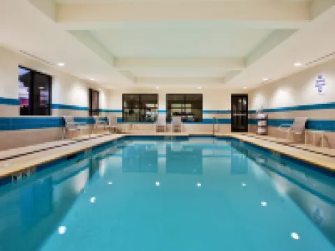 Holiday Inn Express & Suites PICAYUNE-STENNIS SPACE CNTR. by IHG Hoteles en Picayune