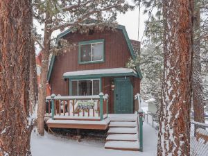 Cedar Chalet #1980