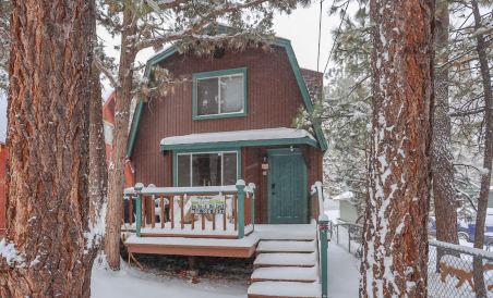 Cedar Chalet #1980
