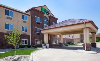 Holiday Inn Express & Suites Aberdeen