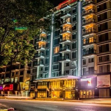 Esperado Lakeview Hotel