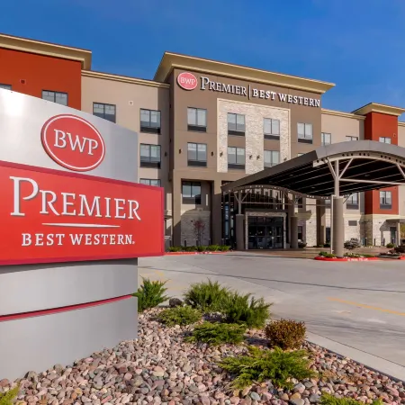 Best Western Premier Liberty Inn  Suites