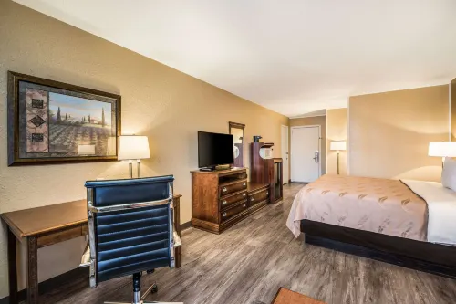 Quality Inn Arkadelphia - University Area - 2-Star