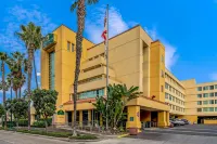 La Quinta Inn & Suites by Wyndham Anaheim Hotel in zona Animation Academy