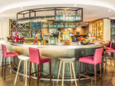 Campanile PRIME - Suresnes - La Défense