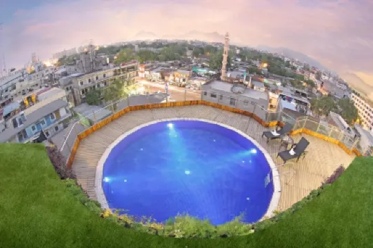 Golden Tulip Jaipur City Center Hotels in 