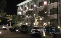 Sunee Boutique Hotel - parking