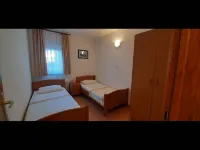 Apartment 6, First Floor Hotel a 