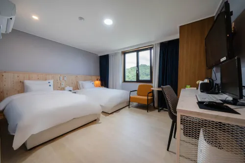 Sacheon Hotel Lian