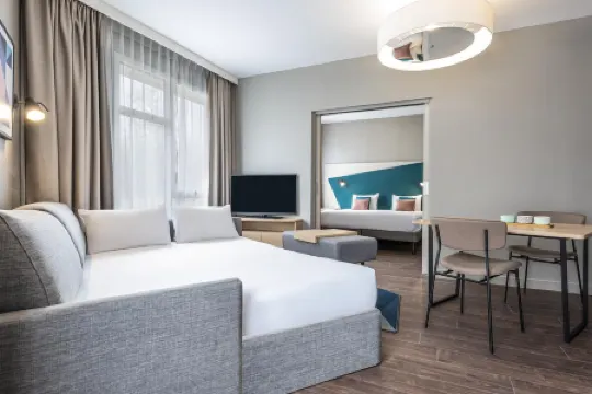 巴黎民族廣場阿德吉奧公寓飯店（2019 年 12 月開業）