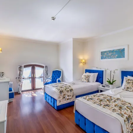 Adalya Port Hotel