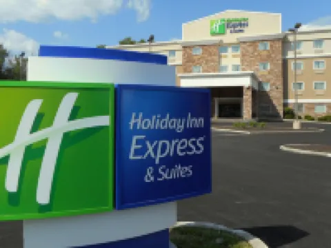 Holiday Inn Express & Suites CARMEL NORTH - WESTFIELD by IHG Hotels in Carmel