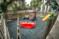 Palmyra Beach Hotel - Family