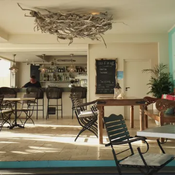 Ocean Breeze Boutique Hotel & Marina