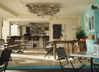 Ocean Breeze Boutique Hotel & Marina Отели в г. Кралендейк