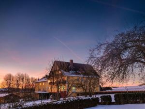 Knüllhotel Tann-Eck - Wilma Ellerkamm