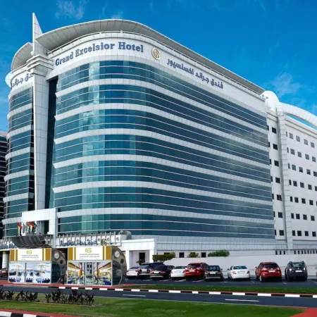 Grand Excelsior Hotel - Bur Dubai Отели рядом с достопримечательностью «Уд-Метха»