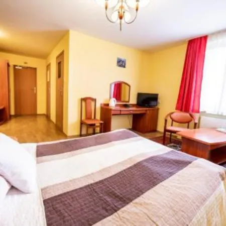 Hotel Wald Отели рядом с достопримечательностью «Бемово»