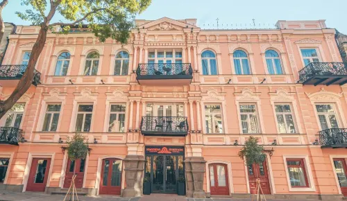 Heritage Hotel and Suites - Gym