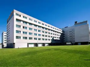 アクサー バラハス