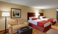 The Grand Hotel - Salem