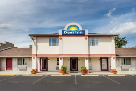 Days Inn by Wyndham Cape Carteret Near Emerald Isle Отели в г. Сидар Пойнт
