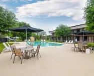 Quality Inn Gainesville - Pools