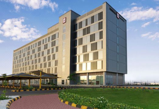 Millennium Madinah airport HotelOver view