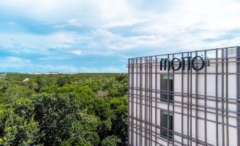 모토 바이 힐튼 툴룸 이미지