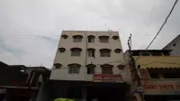 ホテル マヤ デラックス